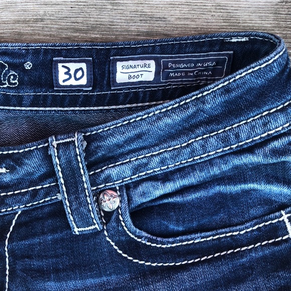 Miss Me Signature Boot Jeans - Picture 3 of 6